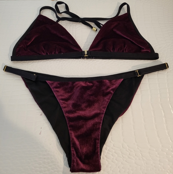 Beach Bunny Swimwear Size S - Picture 1 of 4